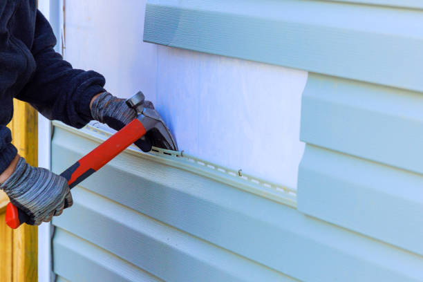 Reliable Storm Damage Siding Repair contractor in Burbank, IL by Squared Siding